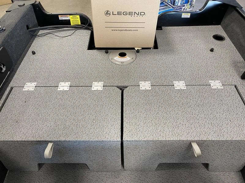 2025 Legend Boats 16 Xf Sc alt