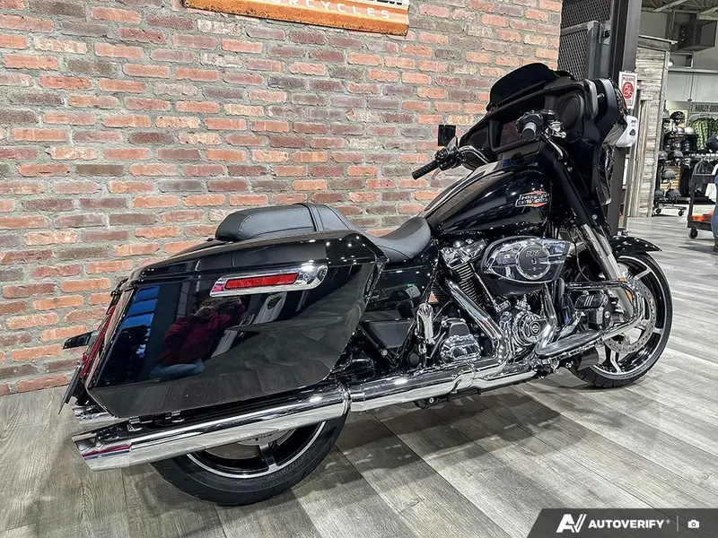 2026 Harley-davidson Street Glide alt