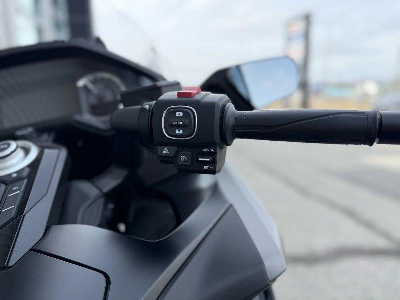 2026 Honda Gold Wing alt