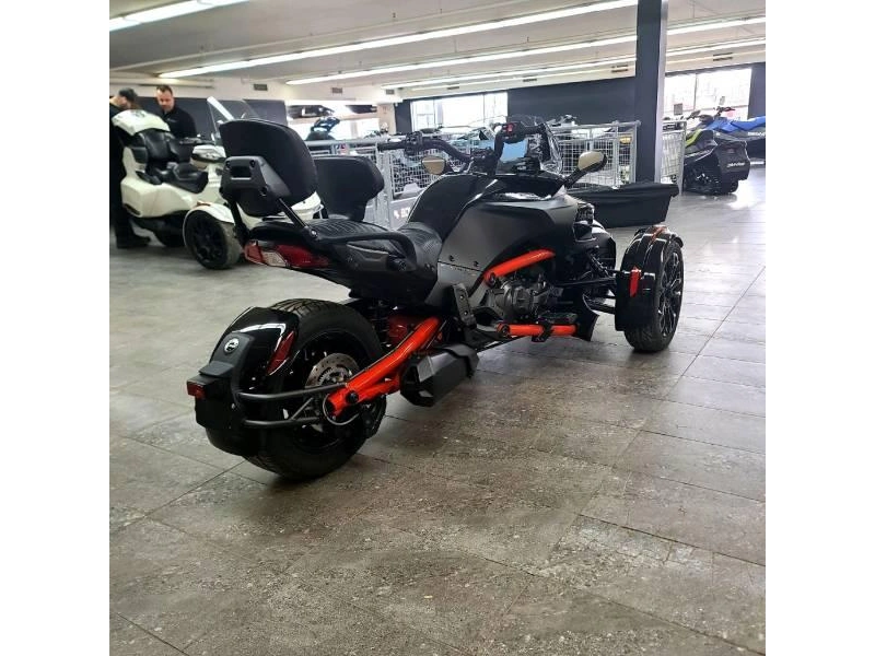 Can-am F3-s Se6 2024 alt