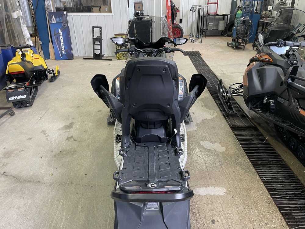2026 Ski-doo Grand Touring Sport 900 Ace alt