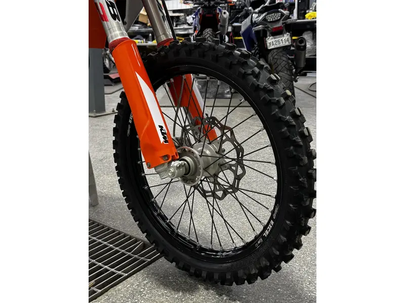2023 KTM 350 SX-F thumbnail 16