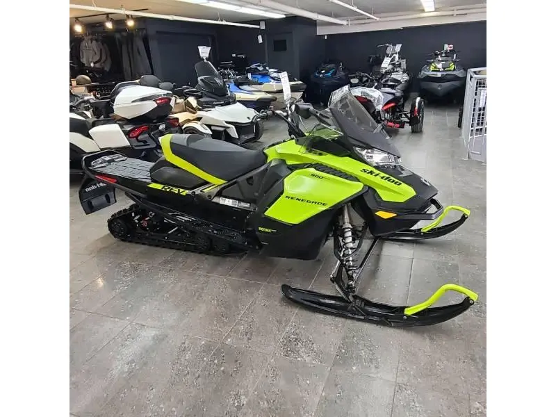 Ski-Doo renegade adrenaline 900 2020