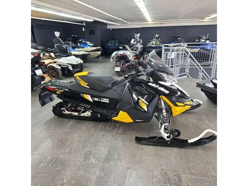 Ski-doo Mxz 900 Blizzard Ace (rev-xs) 2018 alt