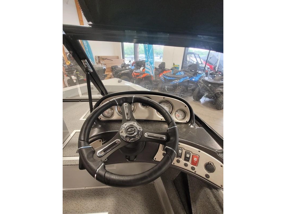 2023 Smoker-craft Osprey 162 alt