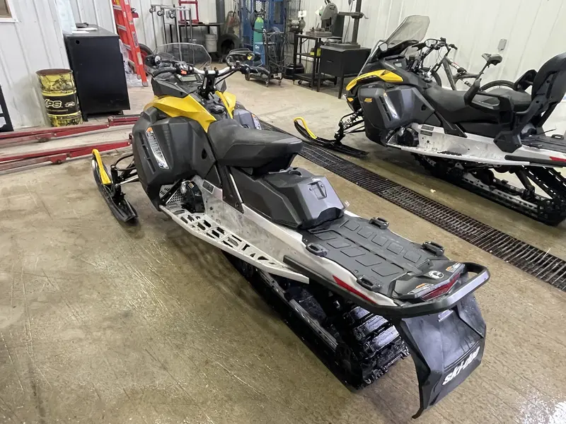Ski-Doo Renegade Sport 600 ACE 2024