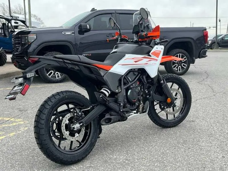 2026 KTM 390 ADVENTURE X thumbnail 4