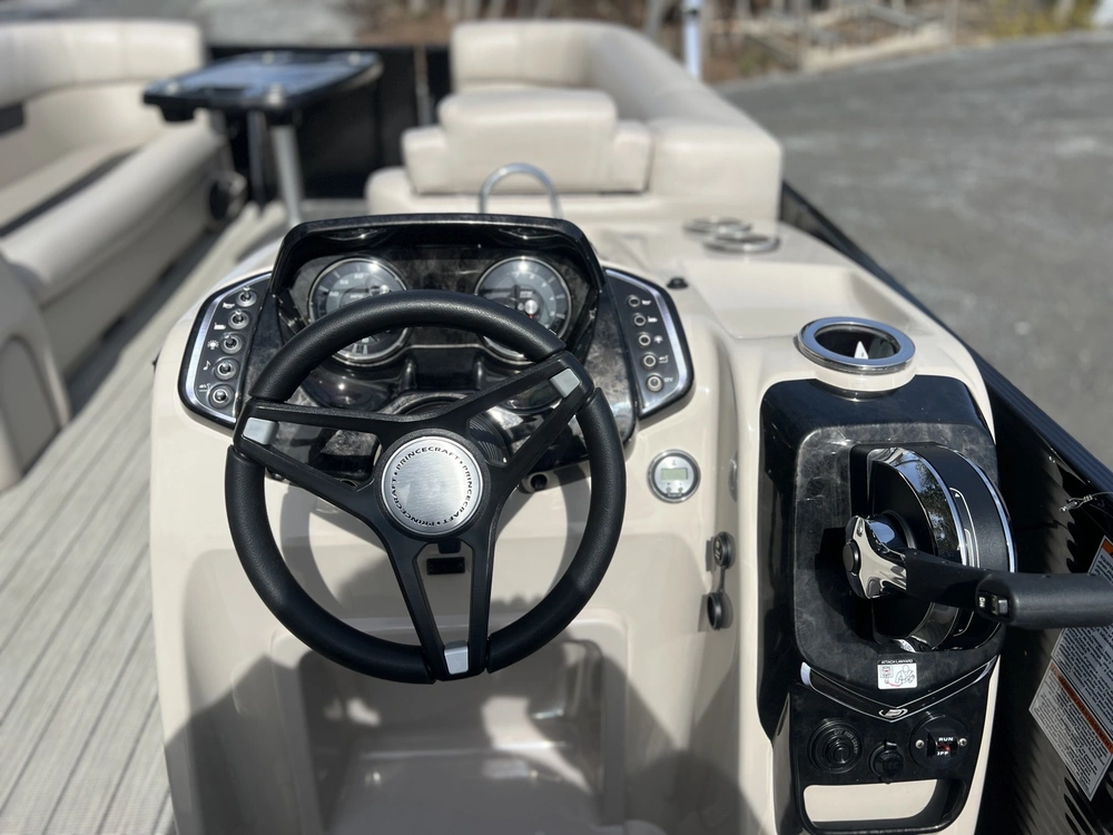 Princecraft Quorum 23l Sport 2021 alt