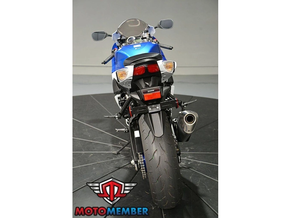 2024 Suzuki Gsx-r750z alt