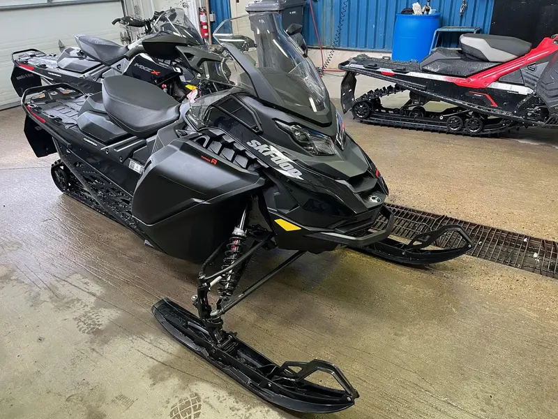 Ski-Doo Renegade Adrenaline 900 Ace TurboR 2026