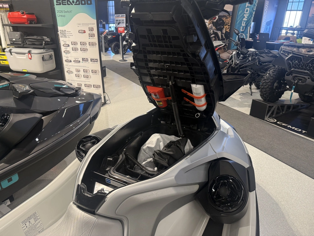 2025 Sea-doo Gtx Limited 325 26sf alt
