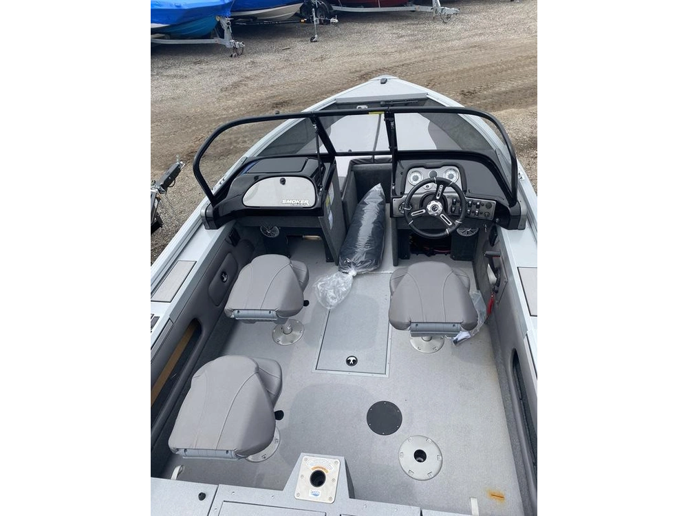 2023 Smoker-craft Ultima 182 alt