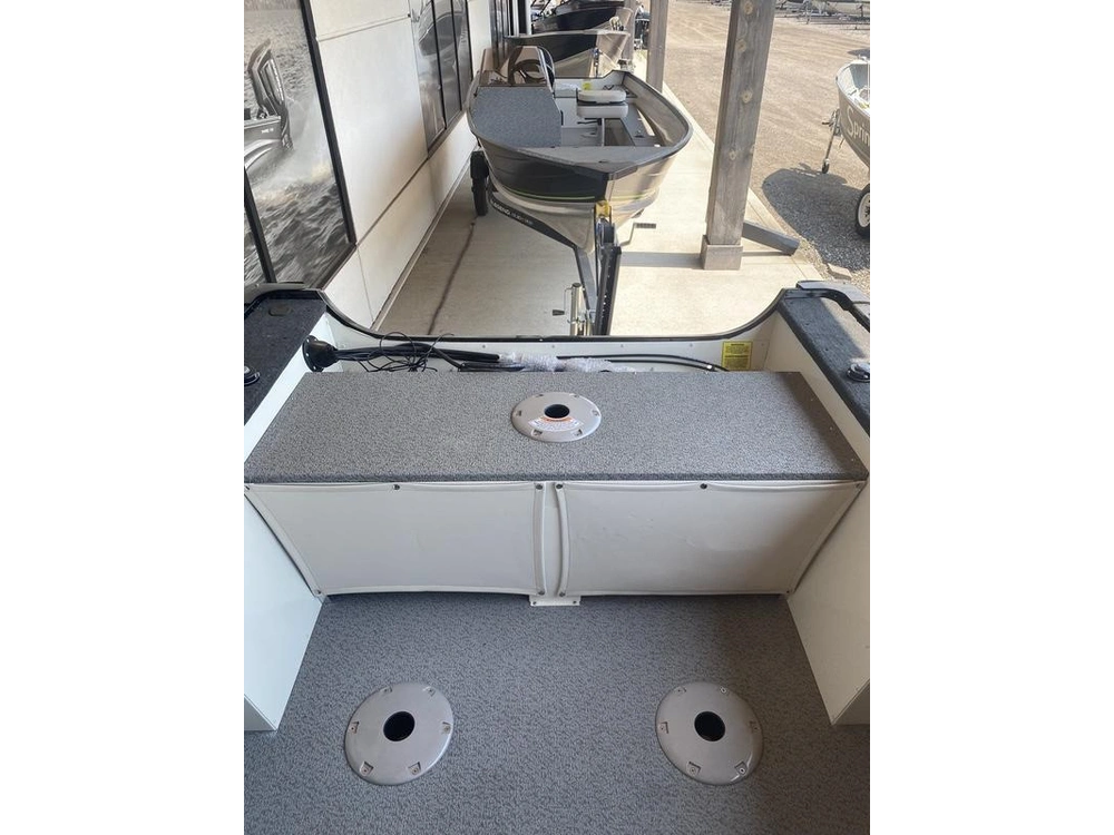 2026 Legend Boats R15 alt