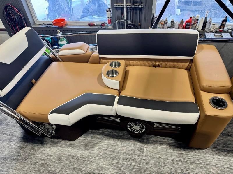 2026 Avalon Catalina Quad Lounger 23 Pieds alt