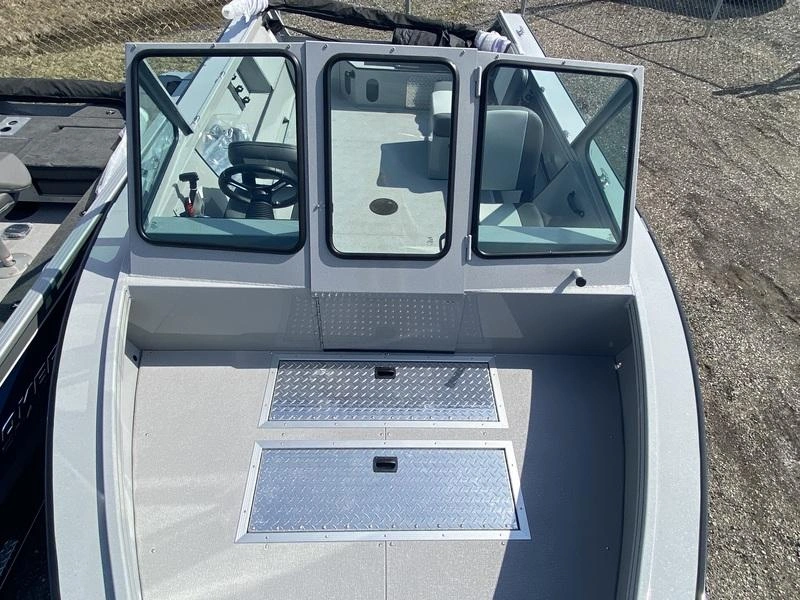 2025 Smoker-craft Pro Sportsman 1872 Dc alt