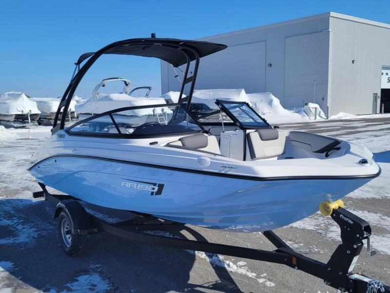 Yamaha Ar190 2025 alt