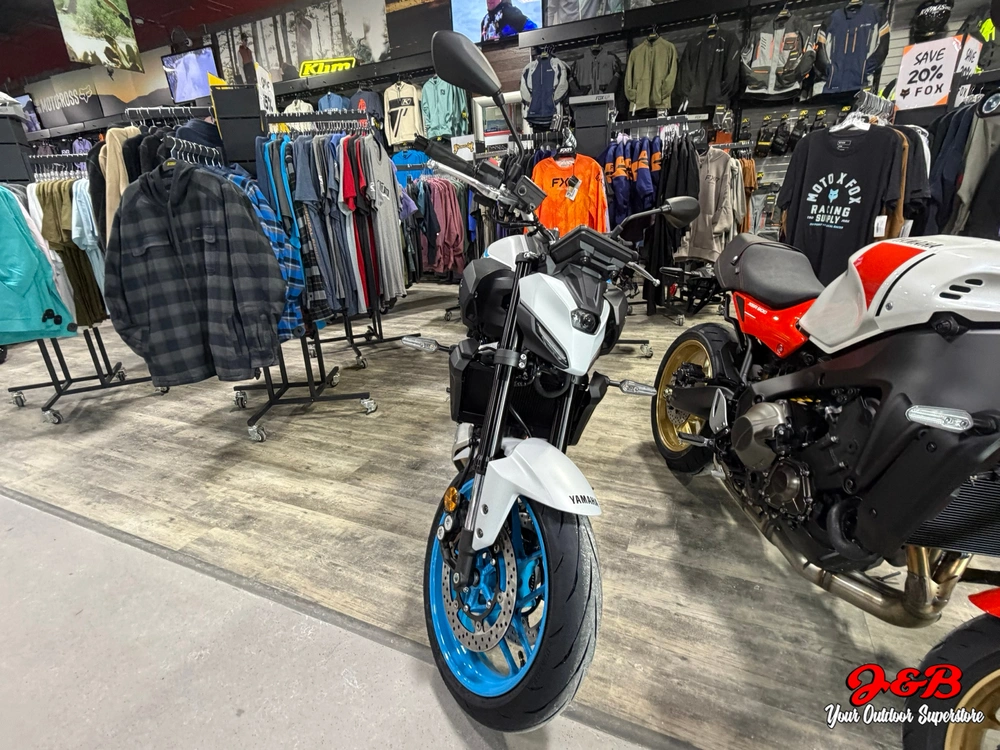 2026 Yamaha Mt-07 Ice Storm alt