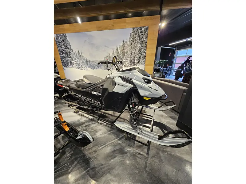 2026 Ski-Doo SUMMIT 146 ADRENALINE 850 E-TEC 2.5