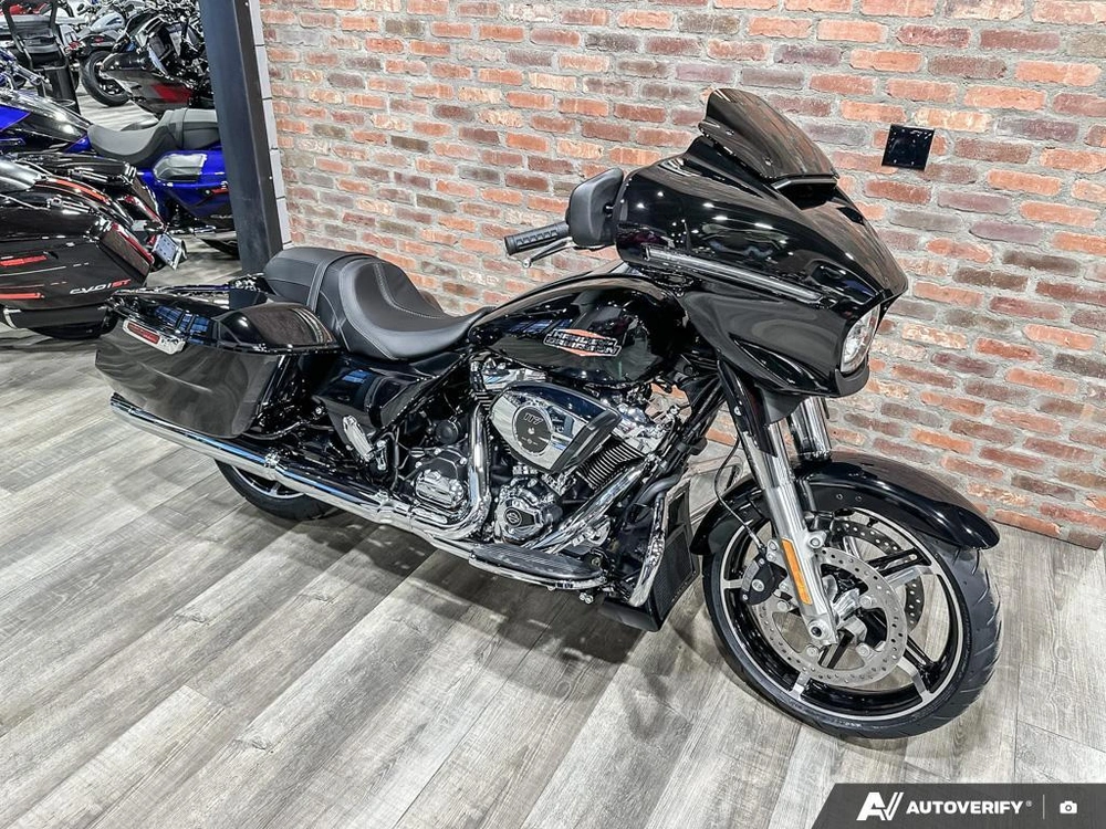 2026 Harley-davidson Street Glide alt