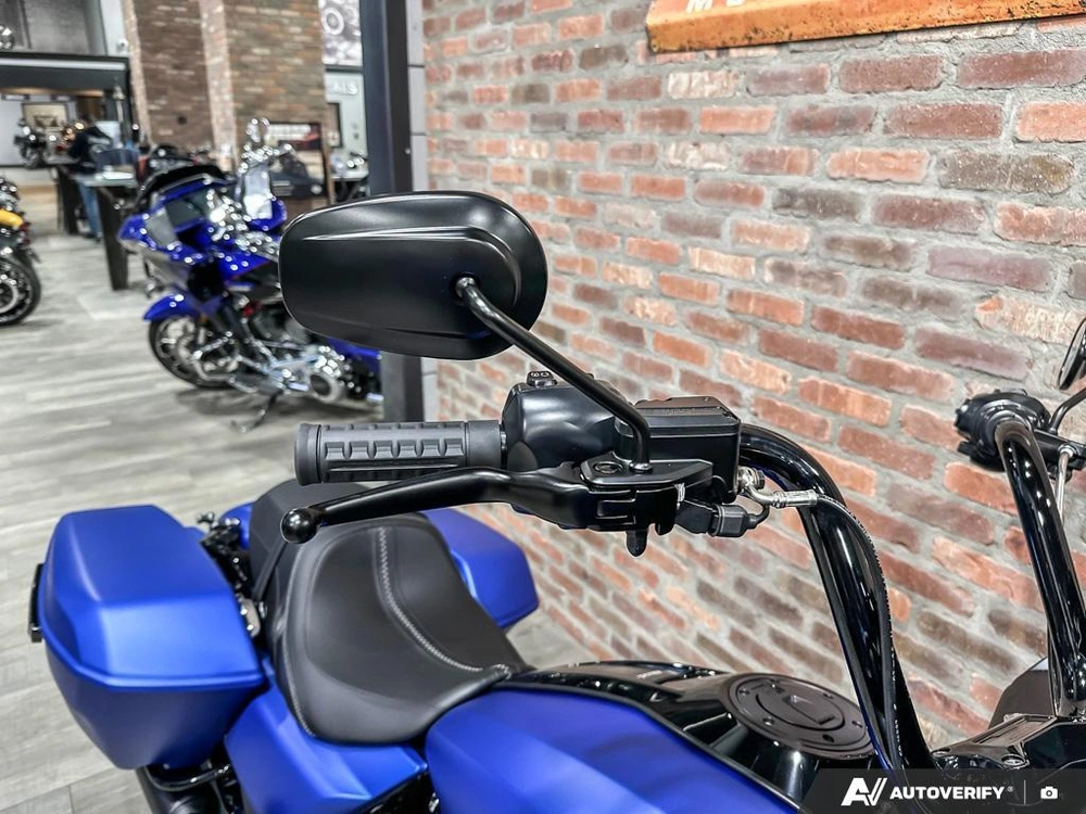 2026 Harley-davidson Road Glide alt