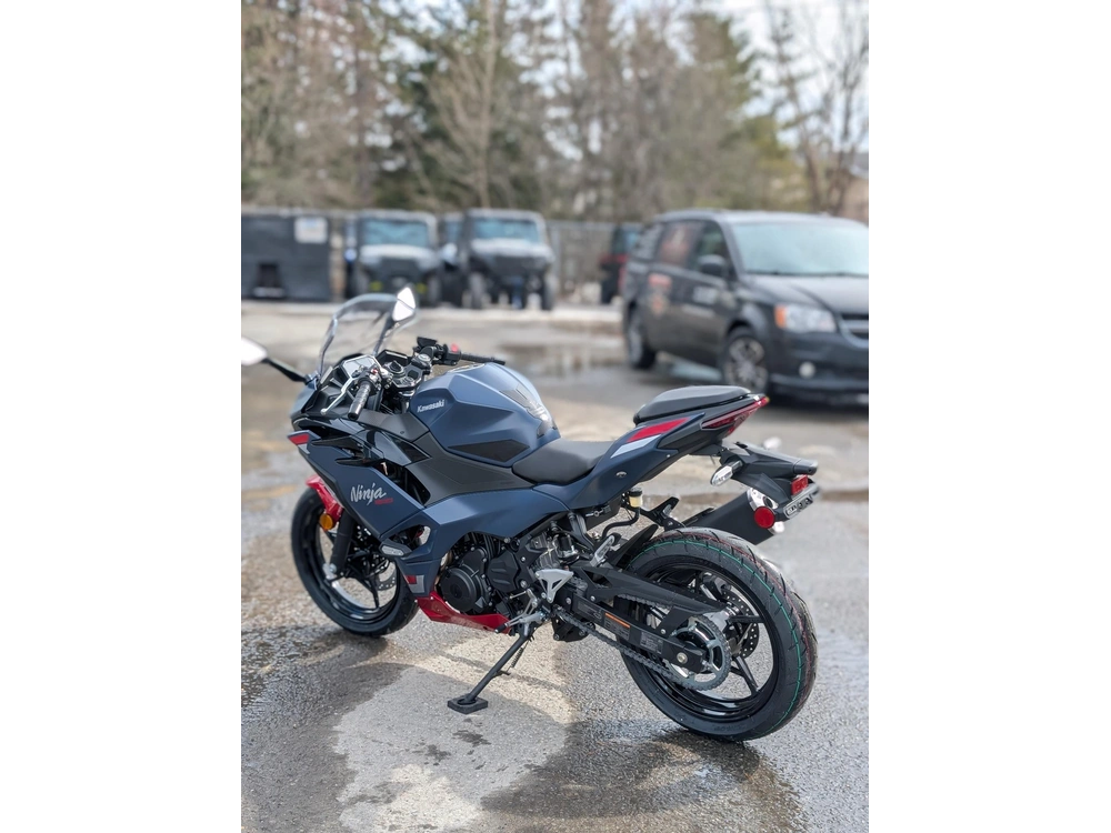 2026 Kawasaki Ninja 500 Se Bleu 🎯 Sport 500cc A2 Débutant Comparatif R3 Cbr500 Performance 🟢 alt