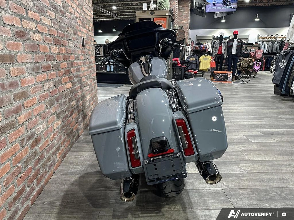 2026 Harley-davidson Street Glide alt