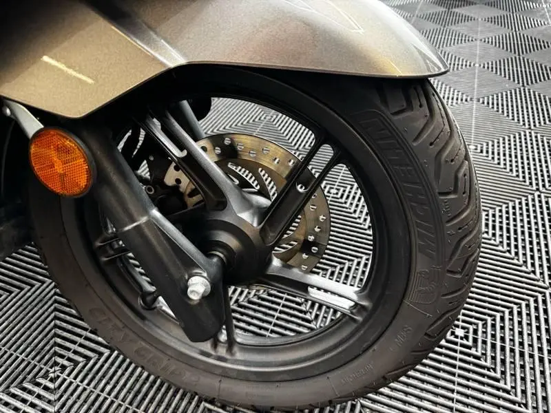 2015 Honda PCX 150 thumbnail 8