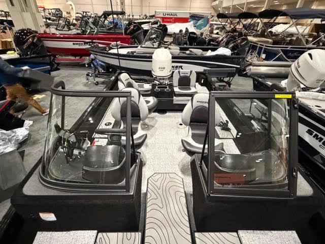 2026 Smoker-craft Excursion 176 alt