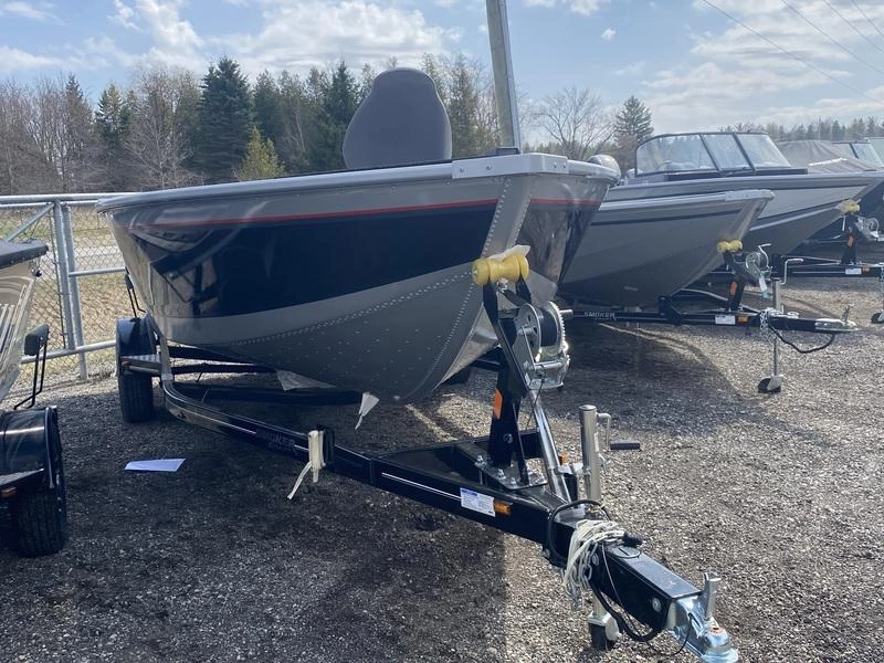 2025 Smoker-craft Adventurer 188 T alt