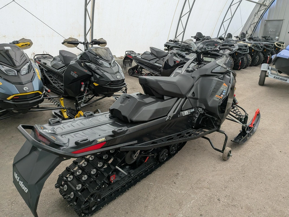 2024 Ski-doo Mxzx600 137 10924 Km's Warranty alt
