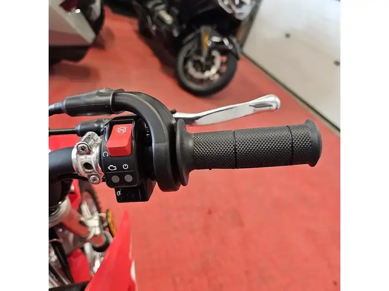 2026 Honda CRF 110F thumbnail 17