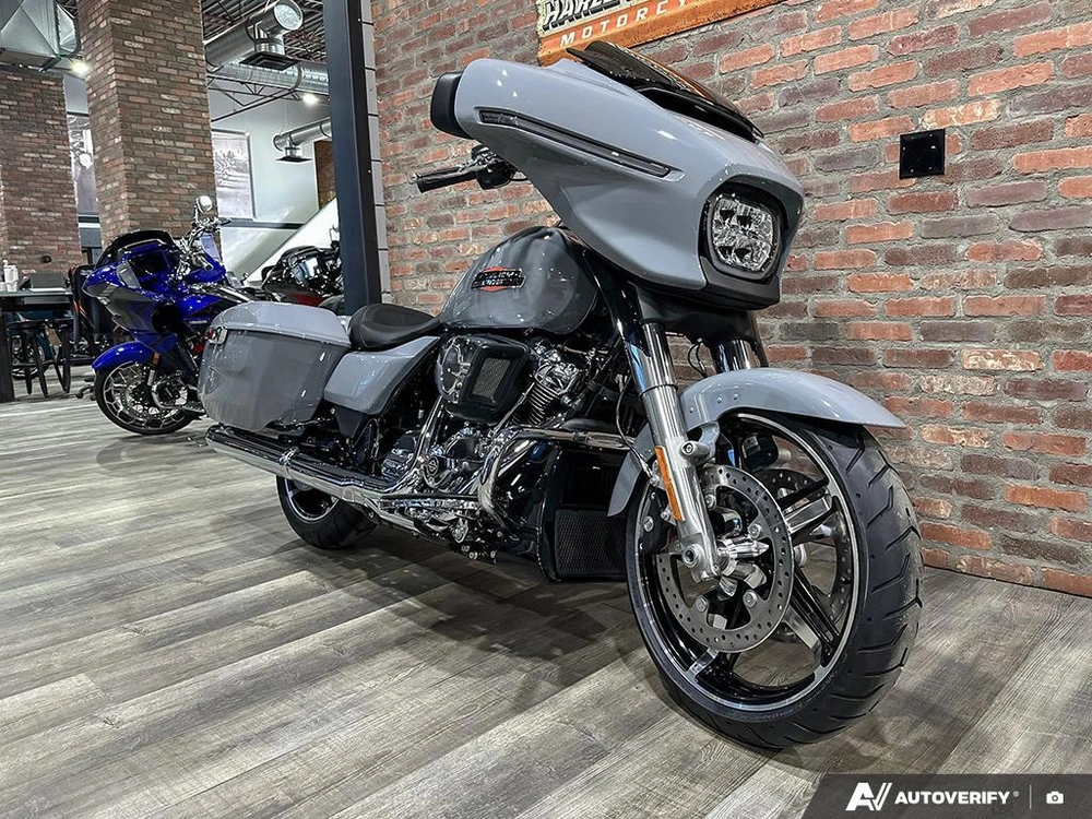 2026 Harley-davidson Street Glide alt