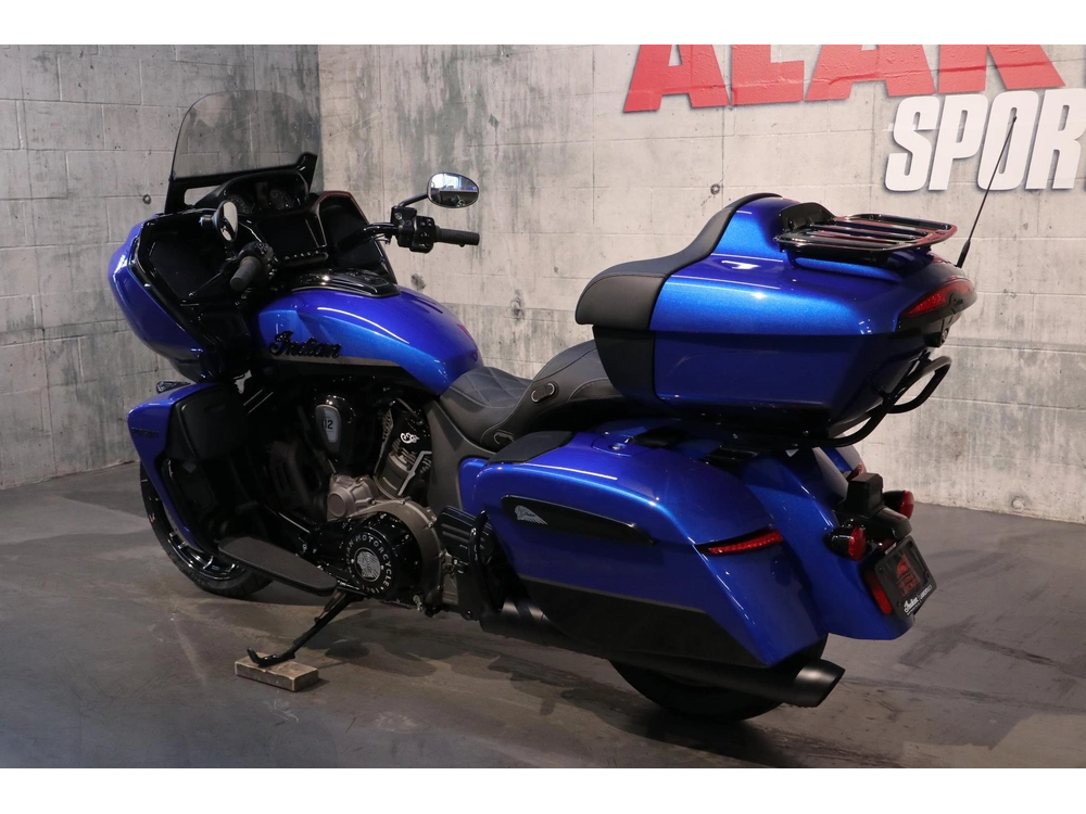 2026 Indian Motorcycle Pursuit Dark Horse 112 & Powerband Audio alt