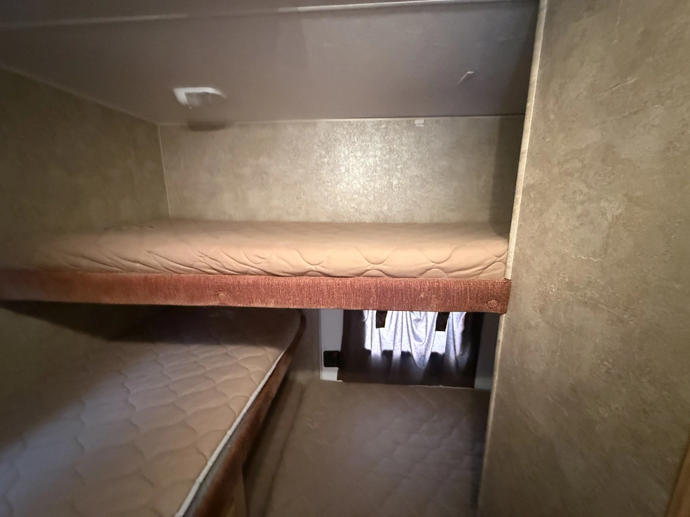 2012 Kz Spree Lx 240 alt