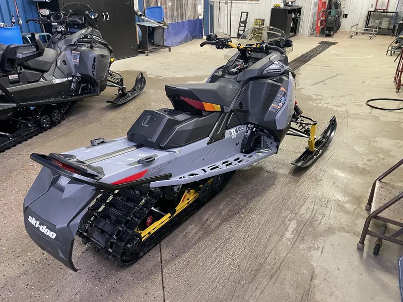 Ski-Doo MXZ Blizzard 850 Etec 129" 2025