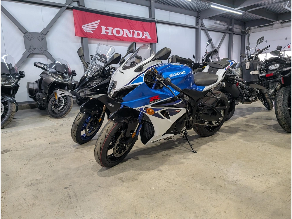 Suzuki Gsxr1000 2025 alt