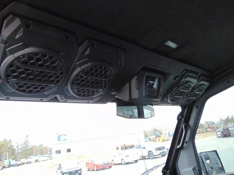 Kawasaki RIDGE XR HVAC 2024