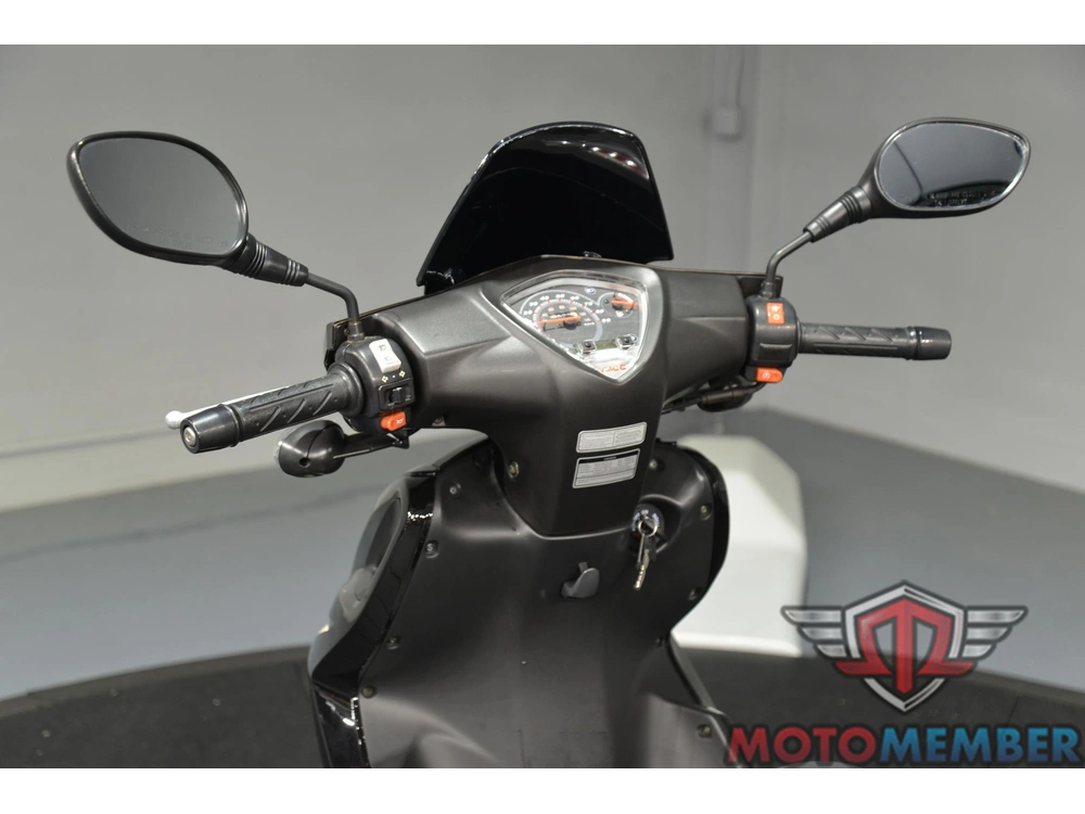 2013 Kymco Super 8 150 alt