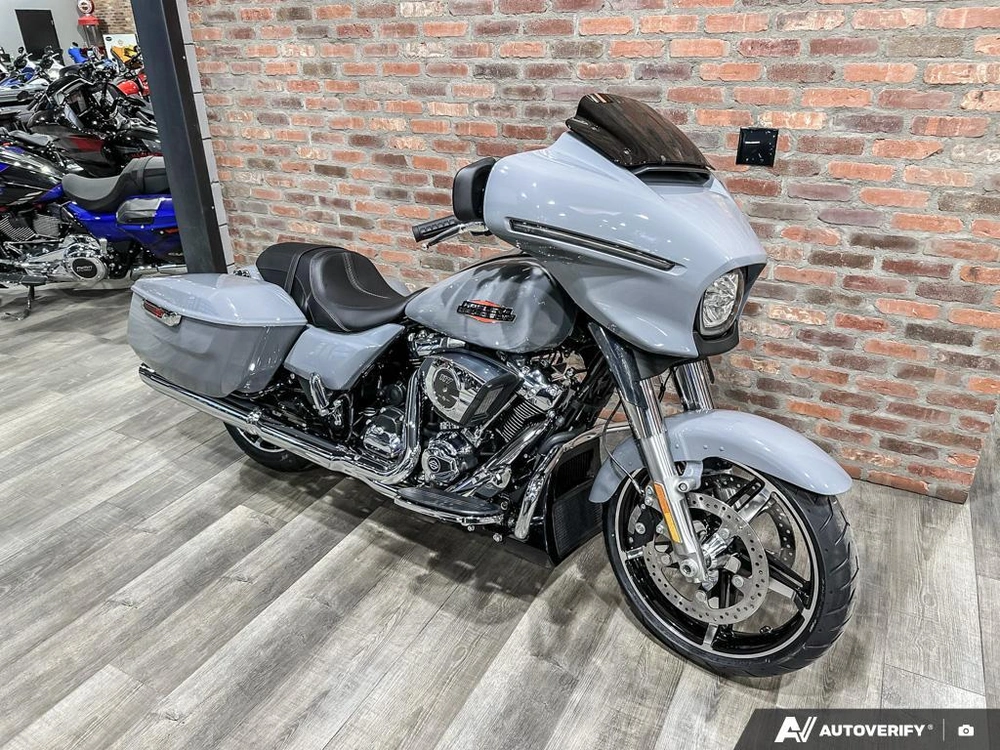 2026 Harley-davidson Street Glide alt
