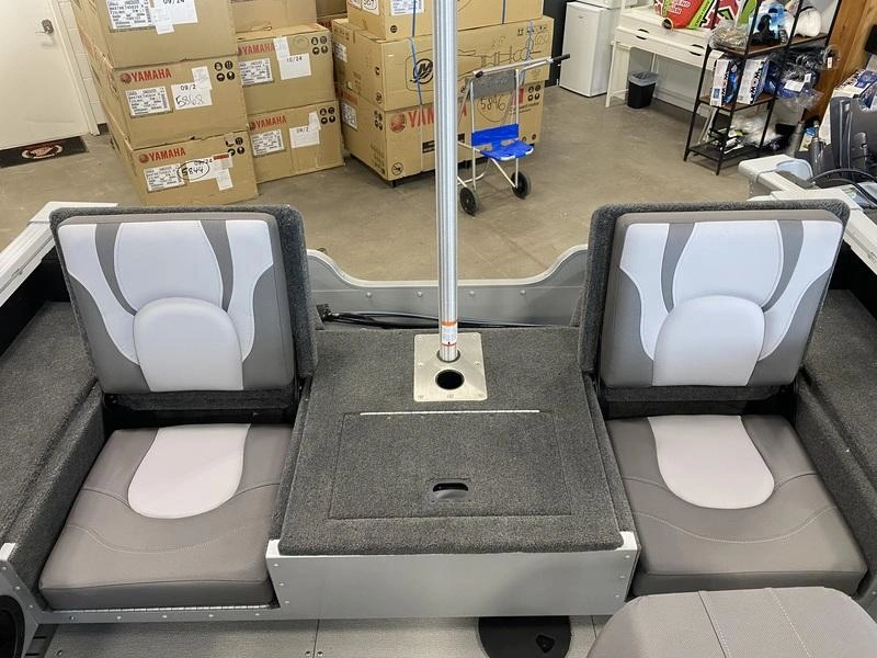 2024 Other Adventurer 178 Fs alt