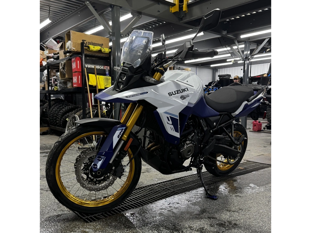 2024 Suzuki Dl800 alt
