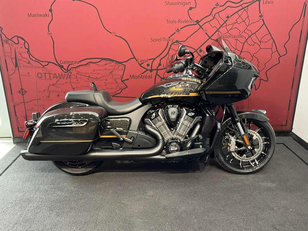 Indian Motorcycle Challenger Dark Horse 112 2026 alt