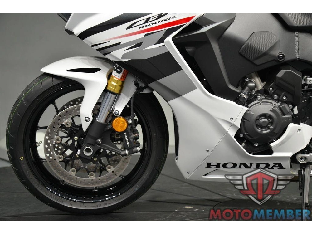 2026 Honda Cbr1000rr alt