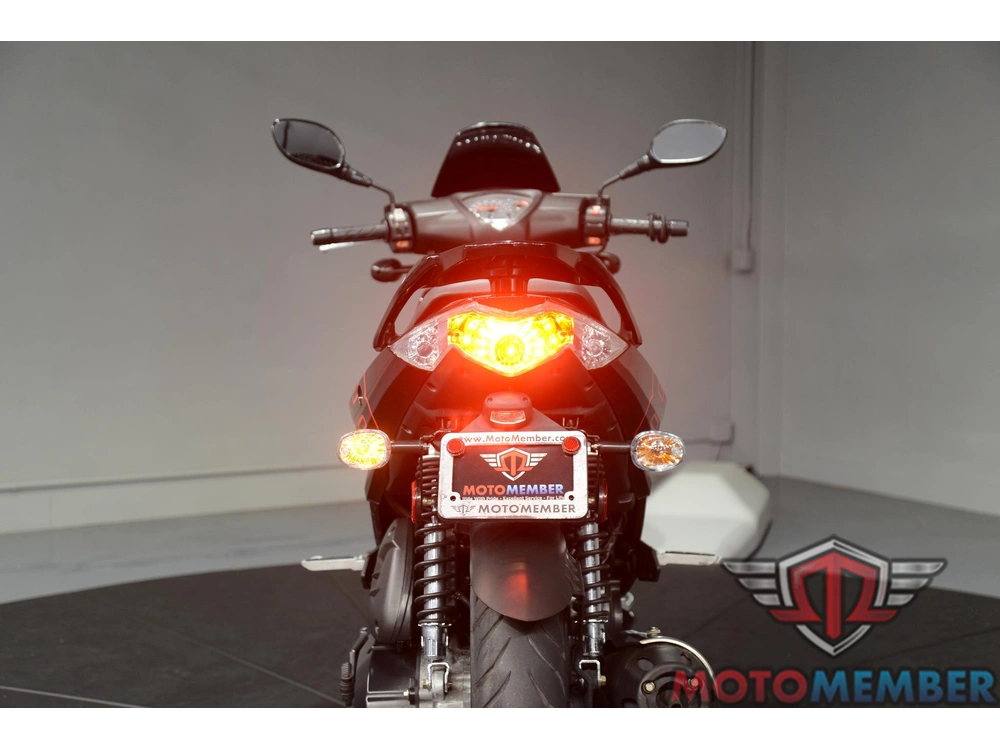 2013 Kymco Super 8 150 alt