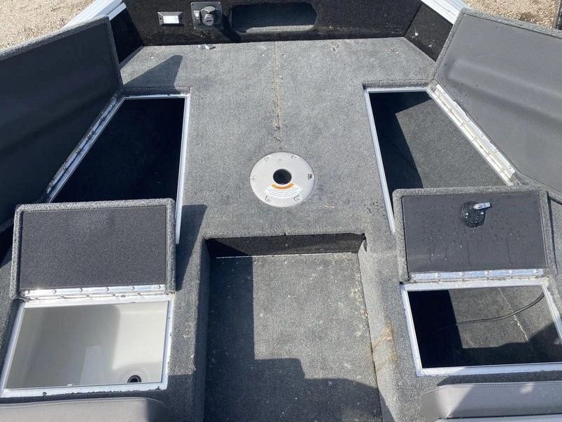 2023 Smoker-craft Adventurer 188 Fs alt