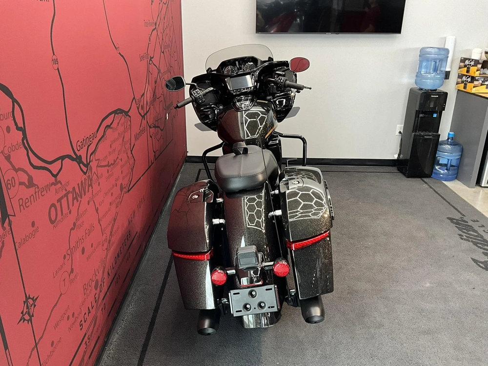 Indian Motorcycle Challenger Dark Horse 112 2026 alt