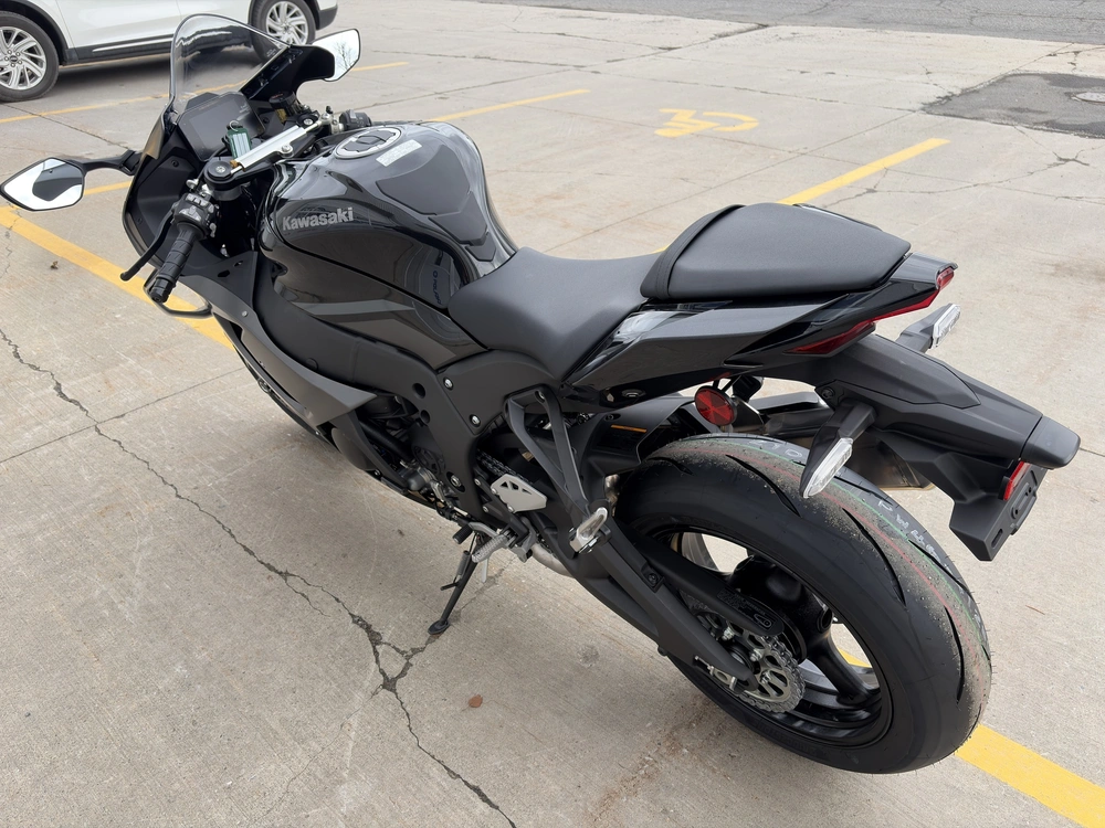 Kawasaki Ninja Zx-10r 2026 alt
