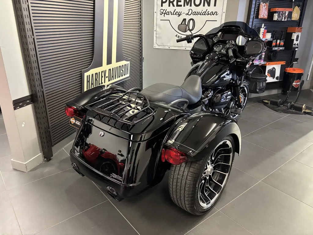 Harley-Davidson FLTRT ROAD GLIDE 3FLTRT 2023