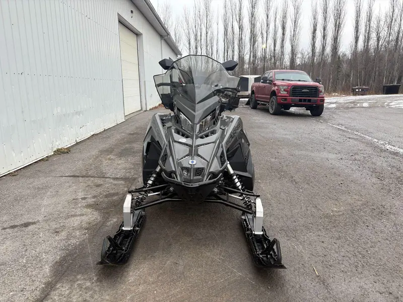 Polaris 650 TITAN ADVENTURE 155 2025