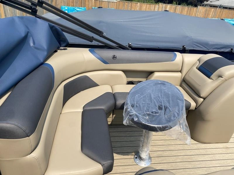 2023 Legend Boats E-series 21 Cruise Sport Pro alt